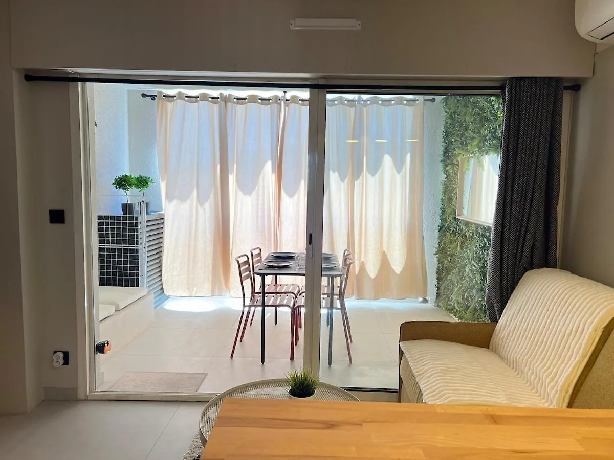 Jungle Azur Apartment Cogolin 0*,