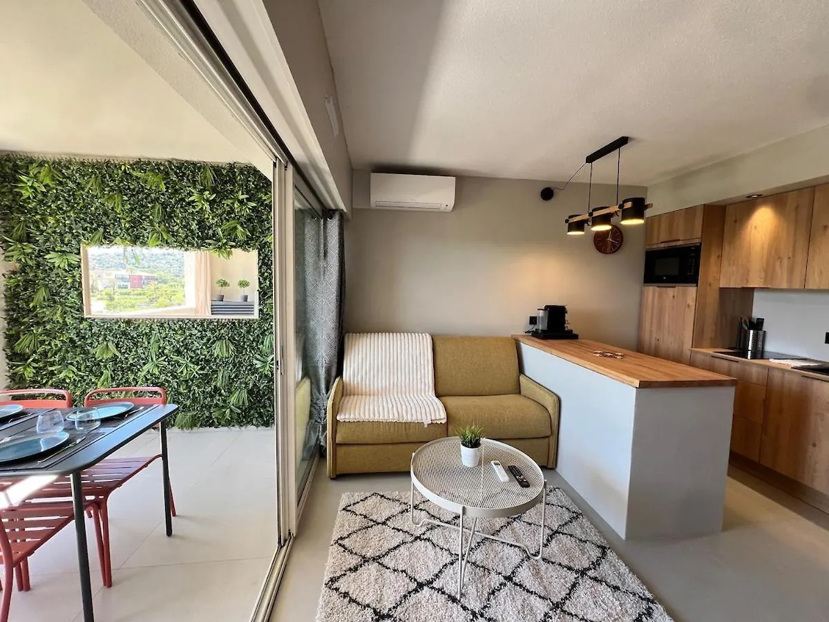 Jungle Azur Apartment Cogolin